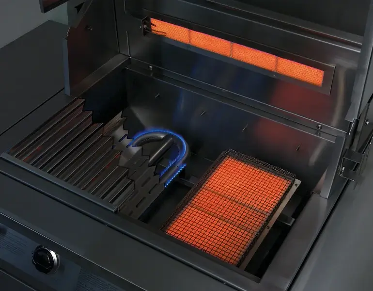 Infrared view showing even heat distribution across a grill surface.